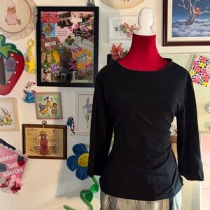 Preswick & Moore Black and Red Fitted Asymmetrical Blouse